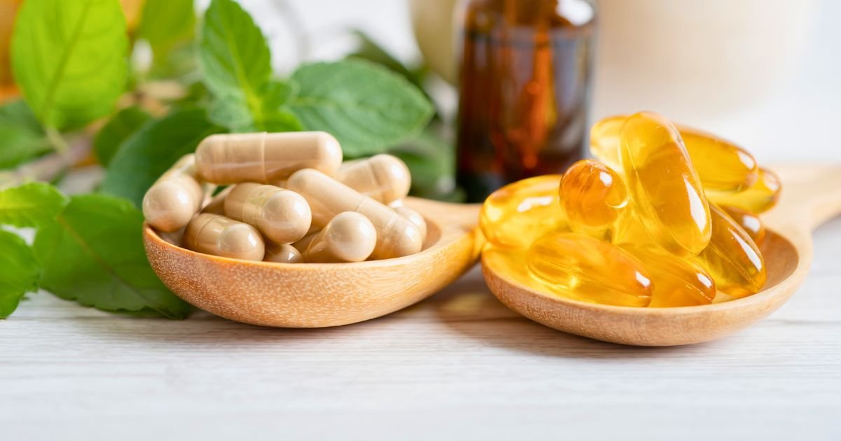 Top Herbal Capsules for Women&rsquo;s Health and Hormonal Support